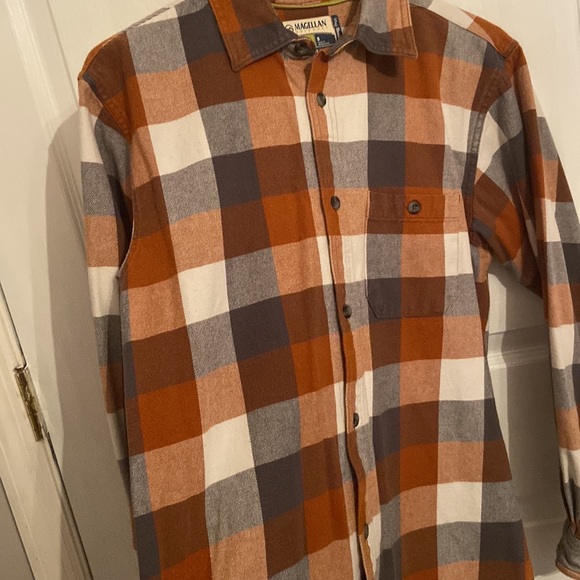 Magellan button up shirt - Picture 2 of 5